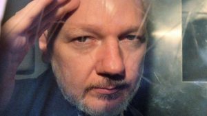 Canción urgente por Julian Assange
