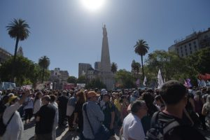 Las Madres y sus rondas: la llama piloto de las luchas sociales