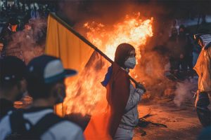 Lee más sobre el artículo El gran paro nacional en Colombia: rebelión popular y masacre en el régimen de los uribeños